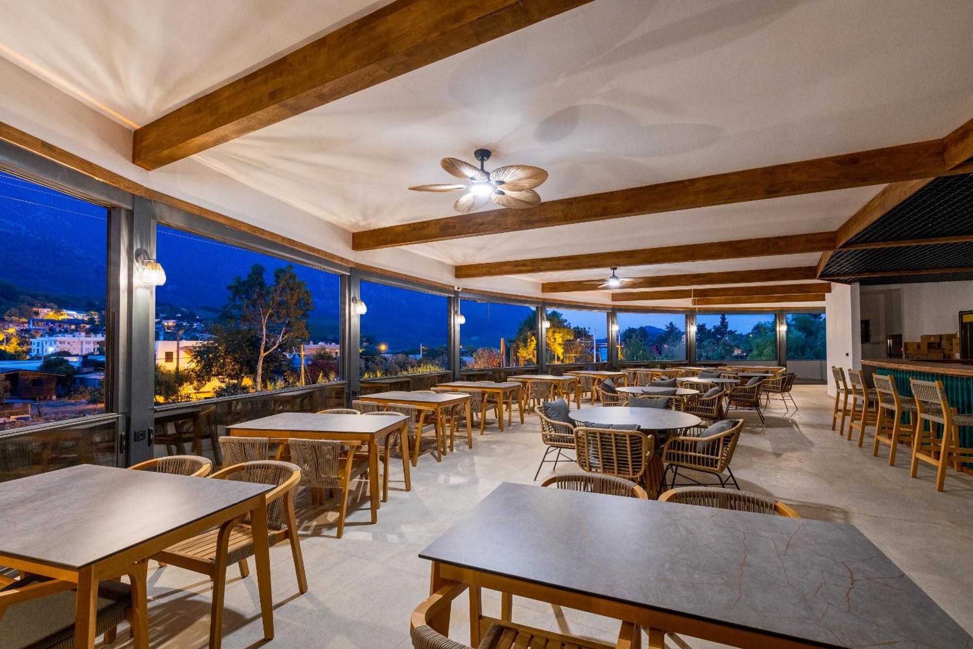 Rota Kilidonia Karaoez Suites&Villas المظهر الخارجي الصورة